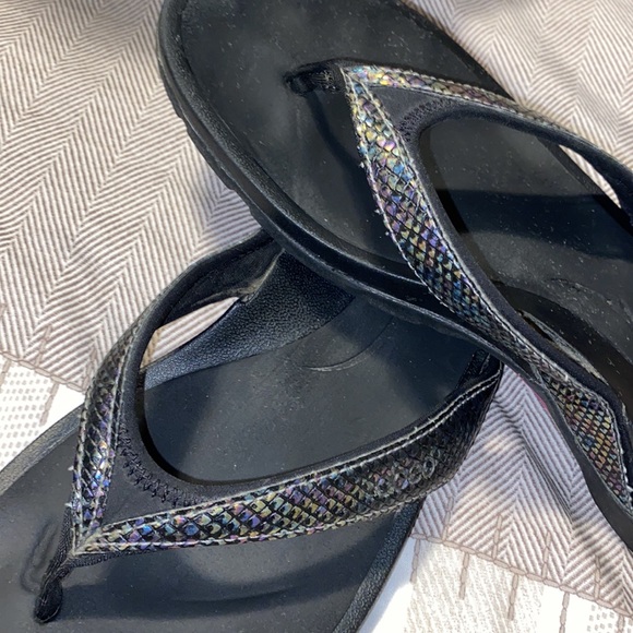 Abeo flip flops, size 8 - Picture 2 of 6